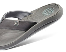 Load image into Gallery viewer, Reef Phantom Nias Thongs - Light Grey
