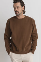 Load image into Gallery viewer, Rhythm Classic Fleece Crew - Chocolate
