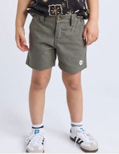 Load image into Gallery viewer, St. Goliath Holiday Short - Khaki
