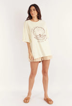 Load image into Gallery viewer, Girl and the Sun Oyster World Tee - Cream
