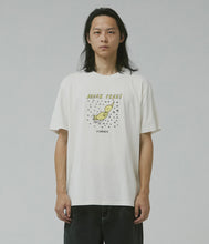 Load image into Gallery viewer, Former Break Free T-Shirt - Bone
