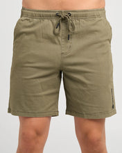 Load image into Gallery viewer, The Mad Hueys Stranded 18" Chino Short - Olive
