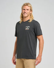 Load image into Gallery viewer, The Mad Hueys She&#39;ll Be Right SS Tee - Vintage Black
