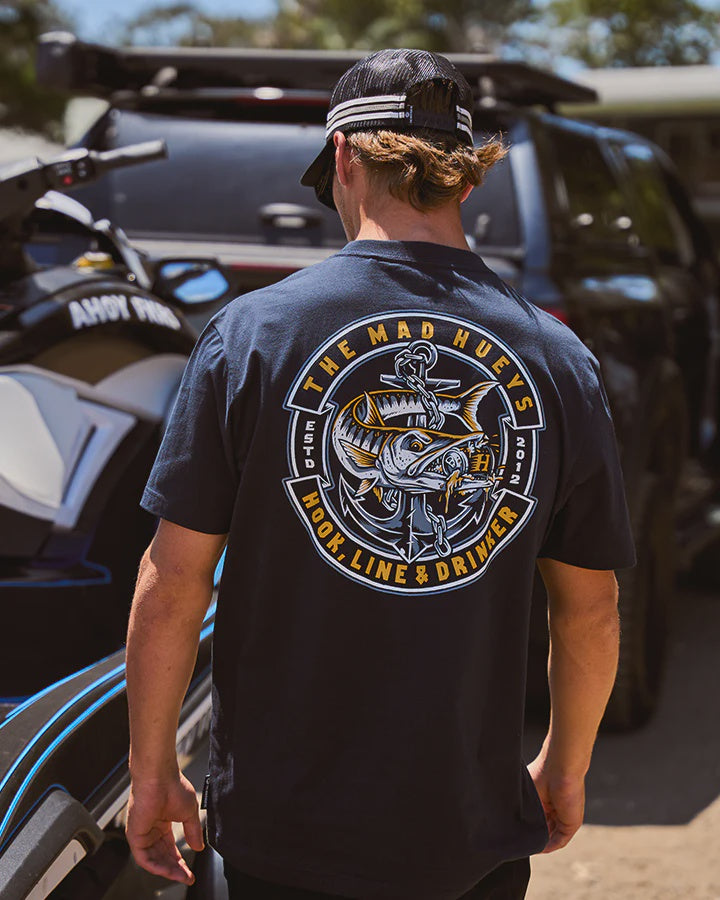 The Mad Hueys Hooked Cuda Tee - Navy