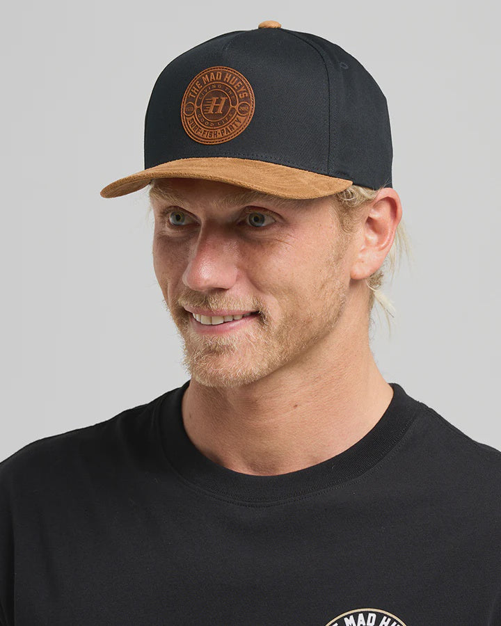 The Mad Hueys Suede Hueys Twill Snapback - Black