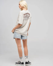 Load image into Gallery viewer, The Mad Hueys Winging it Womens SS Tee - Stone
