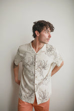 Load image into Gallery viewer, James Harper Havanna Cuban Collar Linen Shirt - Mocha
