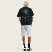 Load image into Gallery viewer, Kiss Chacey Fainted Street Tee - Anthracite Black
