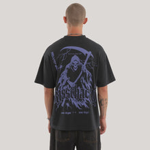 Load image into Gallery viewer, Kiss Chacey Grim Street Tee - Pigment Anthracite
