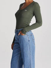 Load image into Gallery viewer, Lee Essential LS Rib Tee - Olive
