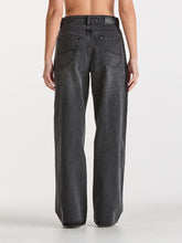 Load image into Gallery viewer, Lee Mid Slouch Relaxed Jean - Basalt
