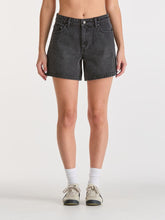 Load image into Gallery viewer, Lee Mid Straight Short - Smoked Black
