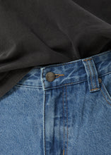 Load image into Gallery viewer, Afends Ninety Two&#39;s Relaxed Fit hemp Denim Jeans - Worn Blue
