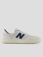 Load image into Gallery viewer, New Balance T500 Shoe - White/Vintage Indigo
