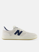 Load image into Gallery viewer, New Balance T500 Shoe - White/Vintage Indigo
