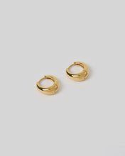 Load image into Gallery viewer, Arms Of Eve Max Gold Earrings - Maxi 16mm
