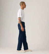 Load image into Gallery viewer, Levi's Men's 516™ Straight Jeans - Ready Rinse
