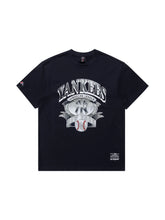 Load image into Gallery viewer, Majestic New York Yankees Vintage Banner Tee - True Navy
