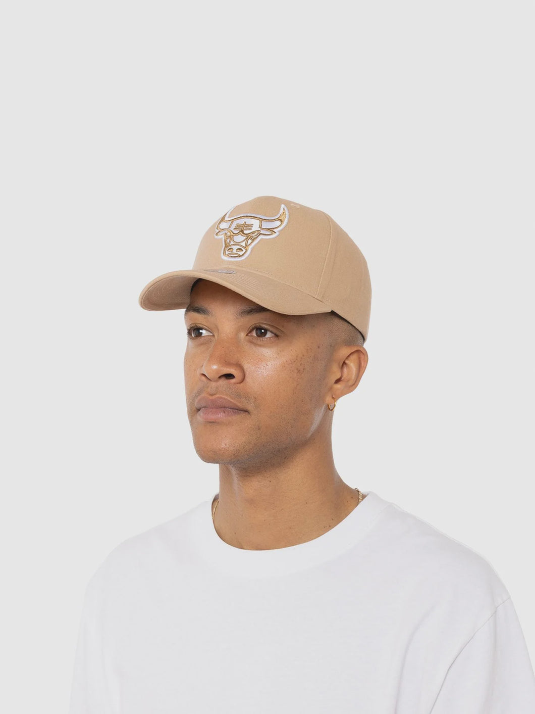 Mitchell & Ness Chicago Bulls Seasonal Pro Crown Cap - Khaki