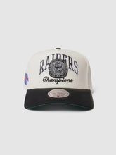 Load image into Gallery viewer, Mitchell &amp; Ness Raiders Champions Pro Pinch Hat - White/Cream/Black
