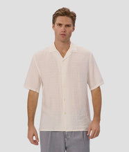 Load image into Gallery viewer, Industrie The Ortigia S/S Shirt - Light Oat
