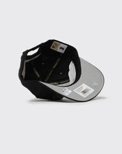Load image into Gallery viewer, Mitchell &amp; Ness 76ers EG Pro Pinch Hat - Black

