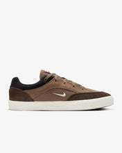 Load image into Gallery viewer, Nike SB Malor - Ironstone/Baroque Brown/Black/Light Khaki
