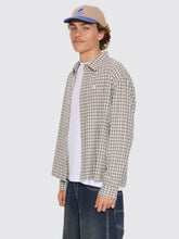 Load image into Gallery viewer, Worship Jasper Crop Long Sleeve Shirt - Jasper Green
