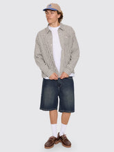 Load image into Gallery viewer, Worship Jasper Crop Long Sleeve Shirt - Jasper Green
