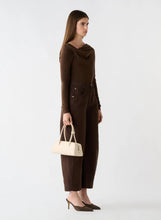Load image into Gallery viewer, Esmaee Mayfair Barrel Leg Jeans - Espresso
