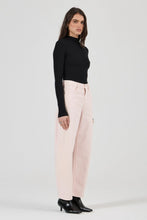 Load image into Gallery viewer, Rolla's Gig Barrel Jeans - Petal
