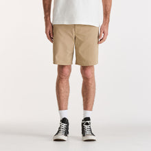 Load image into Gallery viewer, Riders By Lee R4 Chino Short - Light Camel
