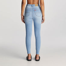Load image into Gallery viewer, Riders By Lee Hi Rider Skinny Jeans - Sunday Fade
