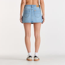 Load image into Gallery viewer, Riders By Lee Mid Mini Skirt - Lifetime Blues
