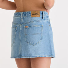 Load image into Gallery viewer, Riders By Lee Mid Mini Skirt - Lifetime Blues
