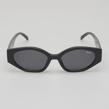 Load image into Gallery viewer, ROC Eyewear Trait Sunglasses - Black
