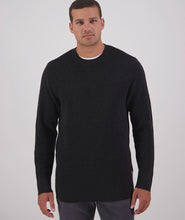 Load image into Gallery viewer, Swanndri Otahu River Merino Crew - Black
