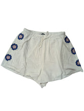 Load image into Gallery viewer, All About Eve Daria Short  - Vintage White
