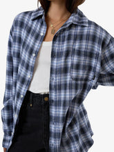 Load image into Gallery viewer, Thrills Friendly Service Flannel Shirt - Iceberg
