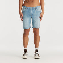 Load image into Gallery viewer, Wrangler Smith Short - Tell Me Fade
