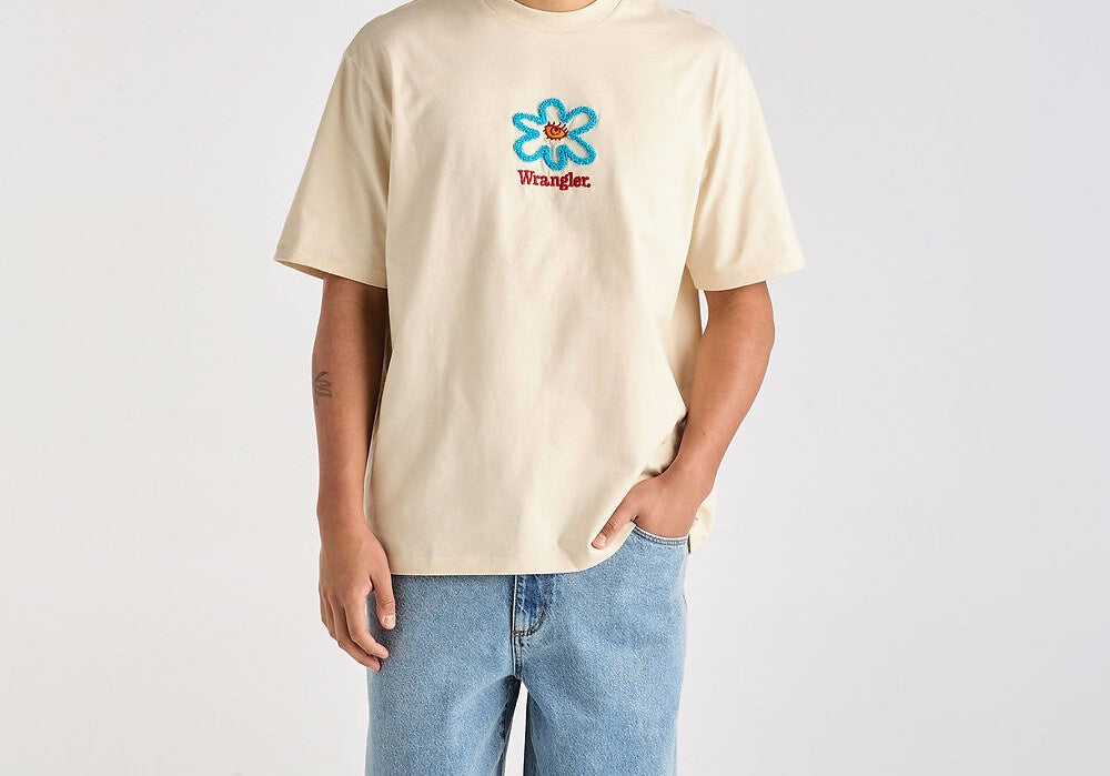 Wrangler Pushin Up Slacker Tee - Ecru