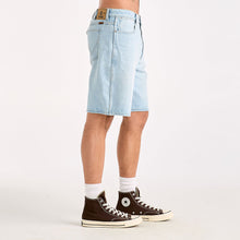Load image into Gallery viewer, Wrangler Steezy Short - Wanderer
