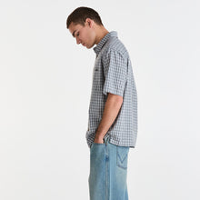 Load image into Gallery viewer, Wrangler Boxcar Shirt - Concrete
