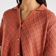 Load image into Gallery viewer, Wrangler Scallop Shrunken Knit Shirt - Earth
