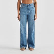 Load image into Gallery viewer, Wrangler Hi Bells Jean - Live Blue
