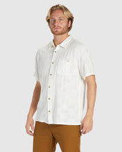 Load image into Gallery viewer, Billabong Sundays Jacquard SS Shirt - Off White
