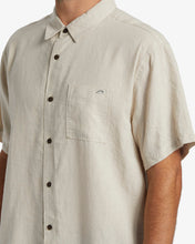 Load image into Gallery viewer, Billabong Ricardo Short Sleeve Shirt - Stone
