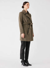 Load image into Gallery viewer, Esmaee Unattended Coat - Khaki
