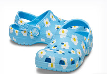 Load image into Gallery viewer, Crocs Classic Daisy Clog Toddler (C4-C10) - Tinted Glass
