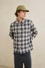 Load image into Gallery viewer, Rhythm Polar Bond LS Flannel - Smoke
